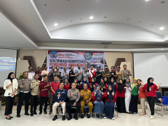 Satlantas Polres Kampar Gelar Sosialisasi Etika Lalu Lintas Kepada Driver Ambulans di Aulia Hospital Pekabaru.