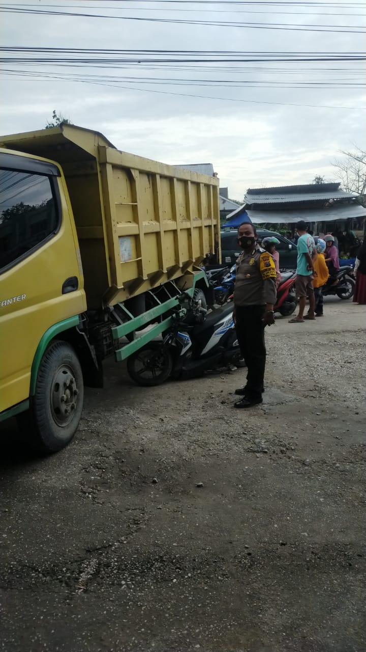 Tabrak Mobil Damtruk, Warga Tarai Bangun Dilarikan ke Rumah Sakit Aulya Hospital